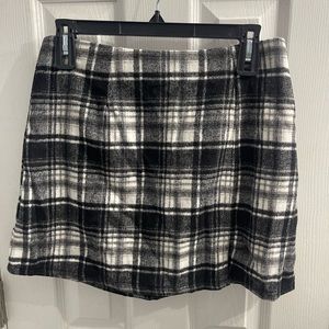 Black and White Plaid Skirt